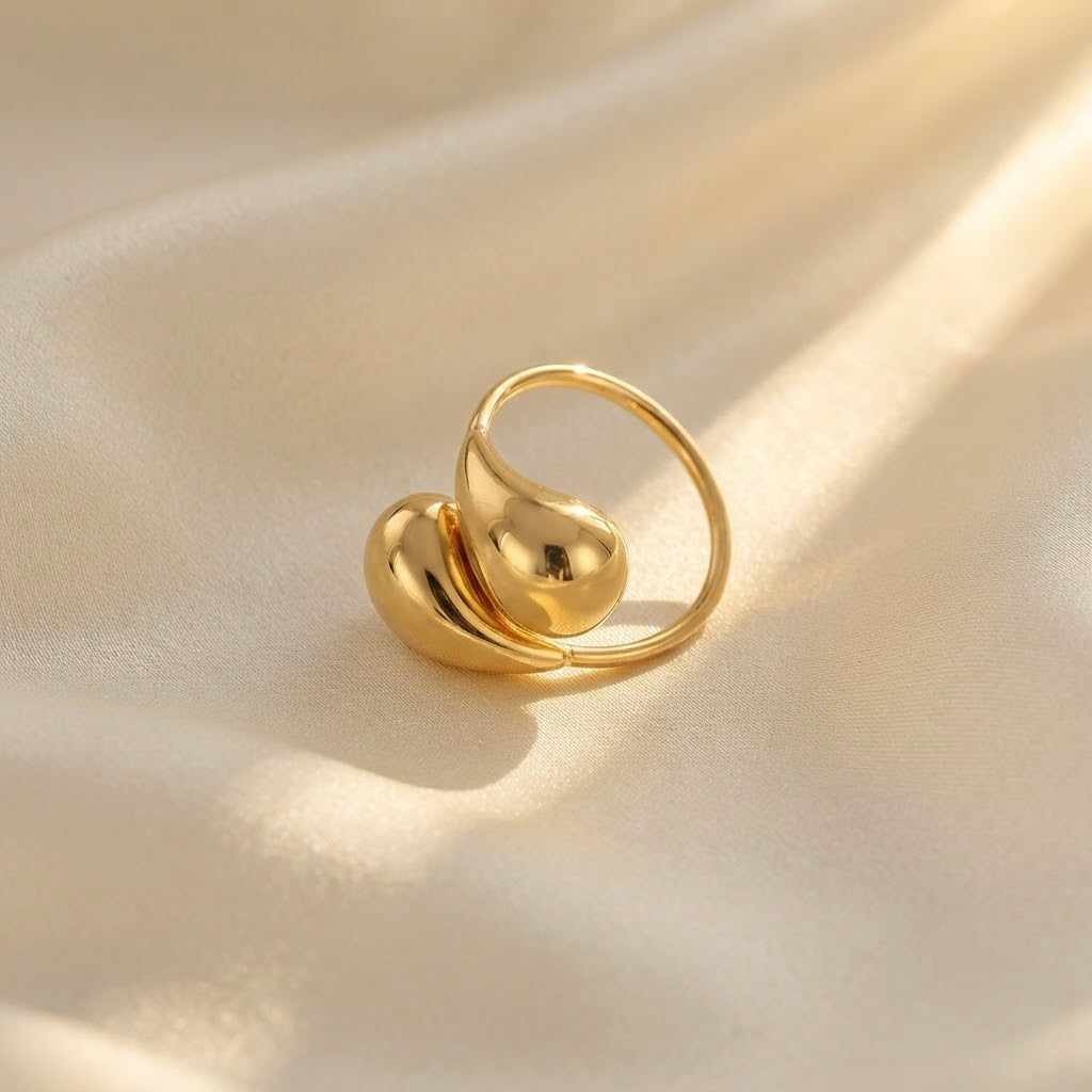 Aurelia Drop Ring