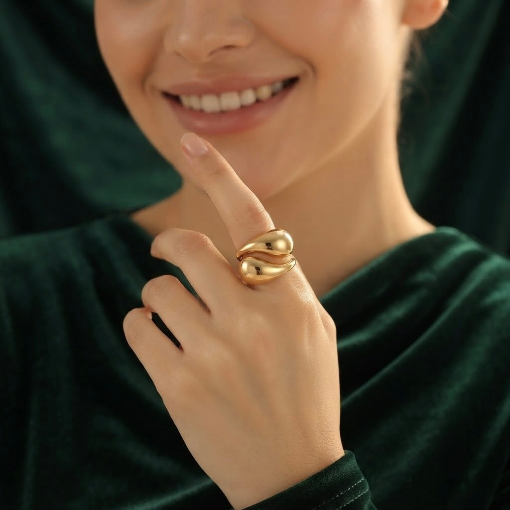 Aurelia Drop Ring