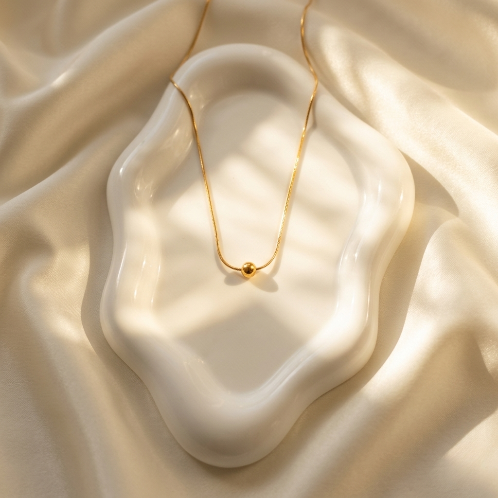 Valora Lock Necklace